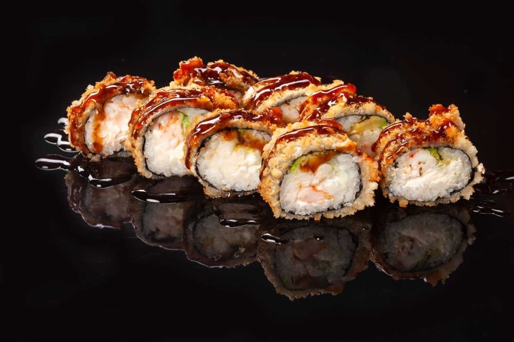 Tempura ar garnelēm un avokado