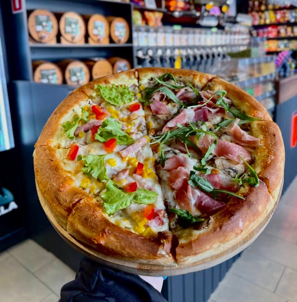 Піца Two Pizza Літній Трюфель