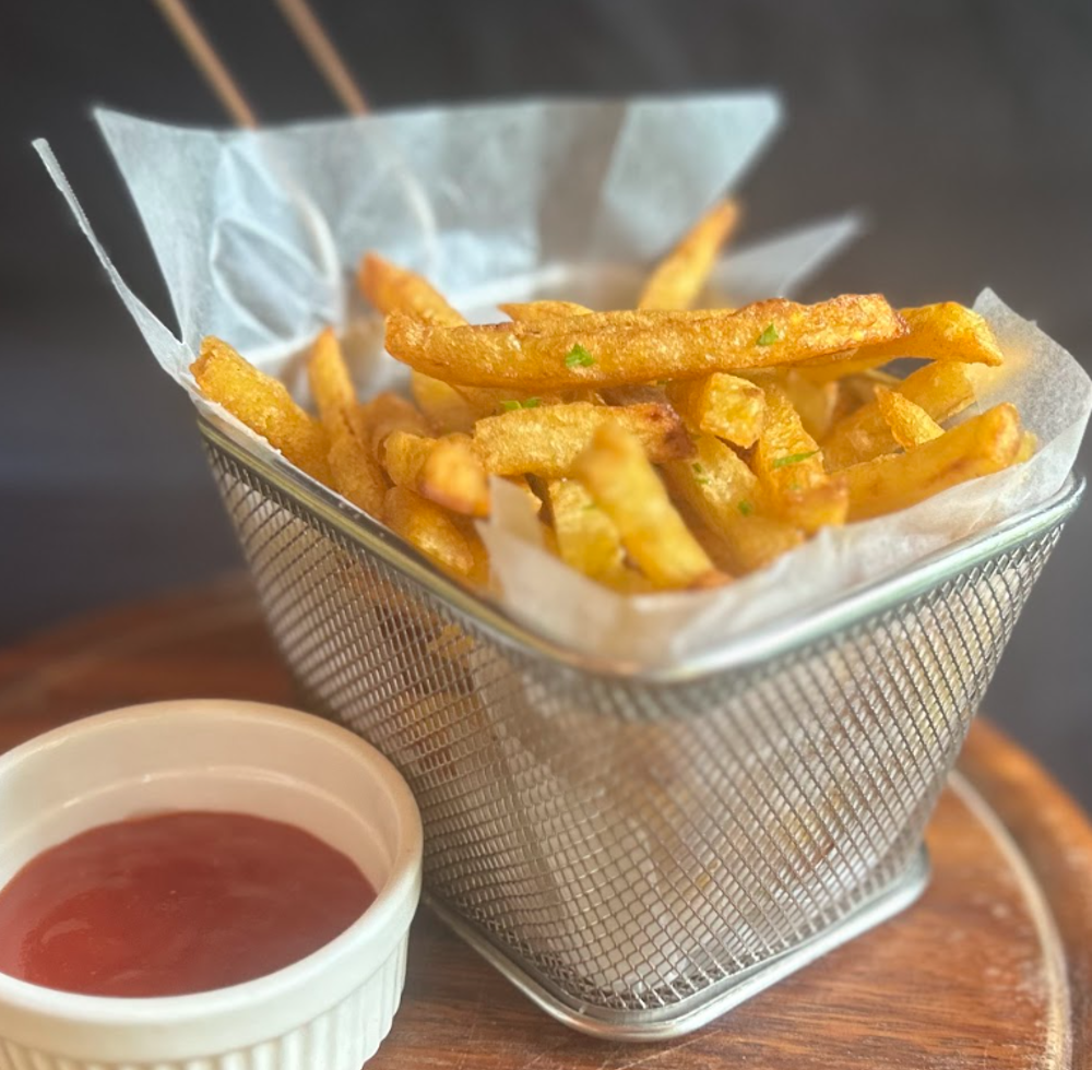 Hand cut Fries