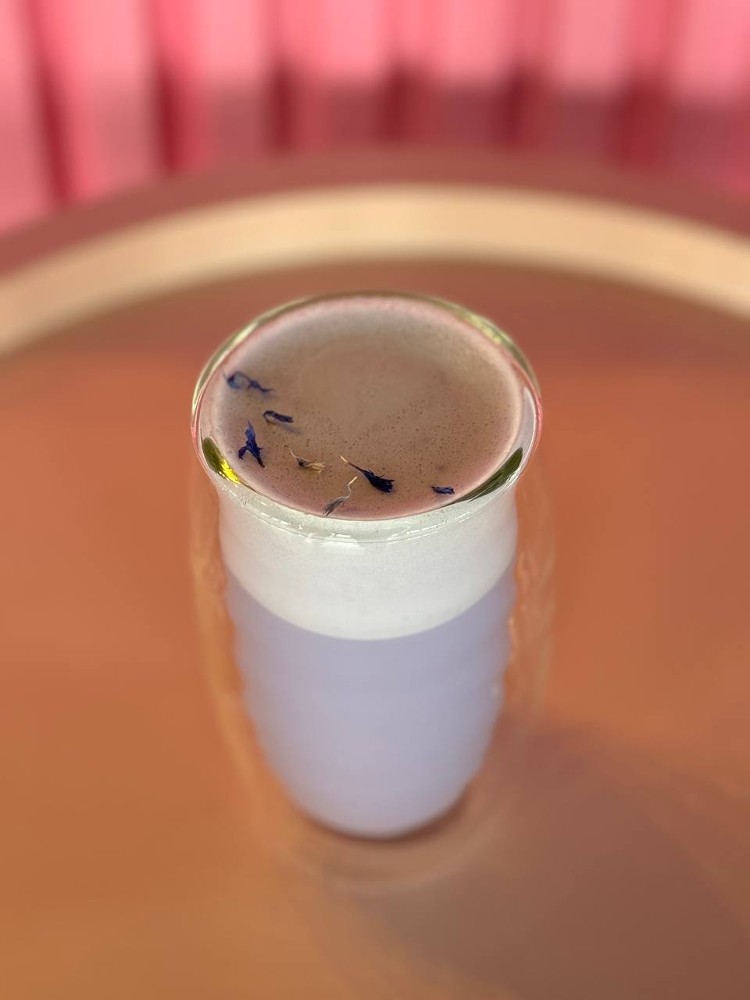 Фіалкове лате