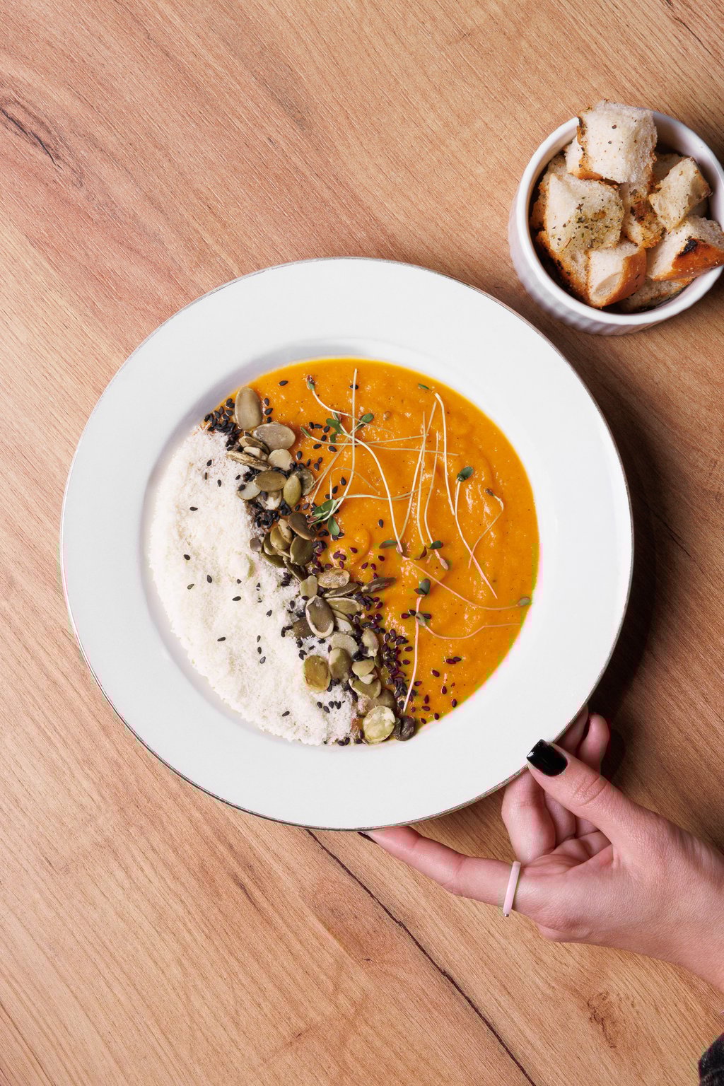 Гарбузовий крем суп з пармезаном 