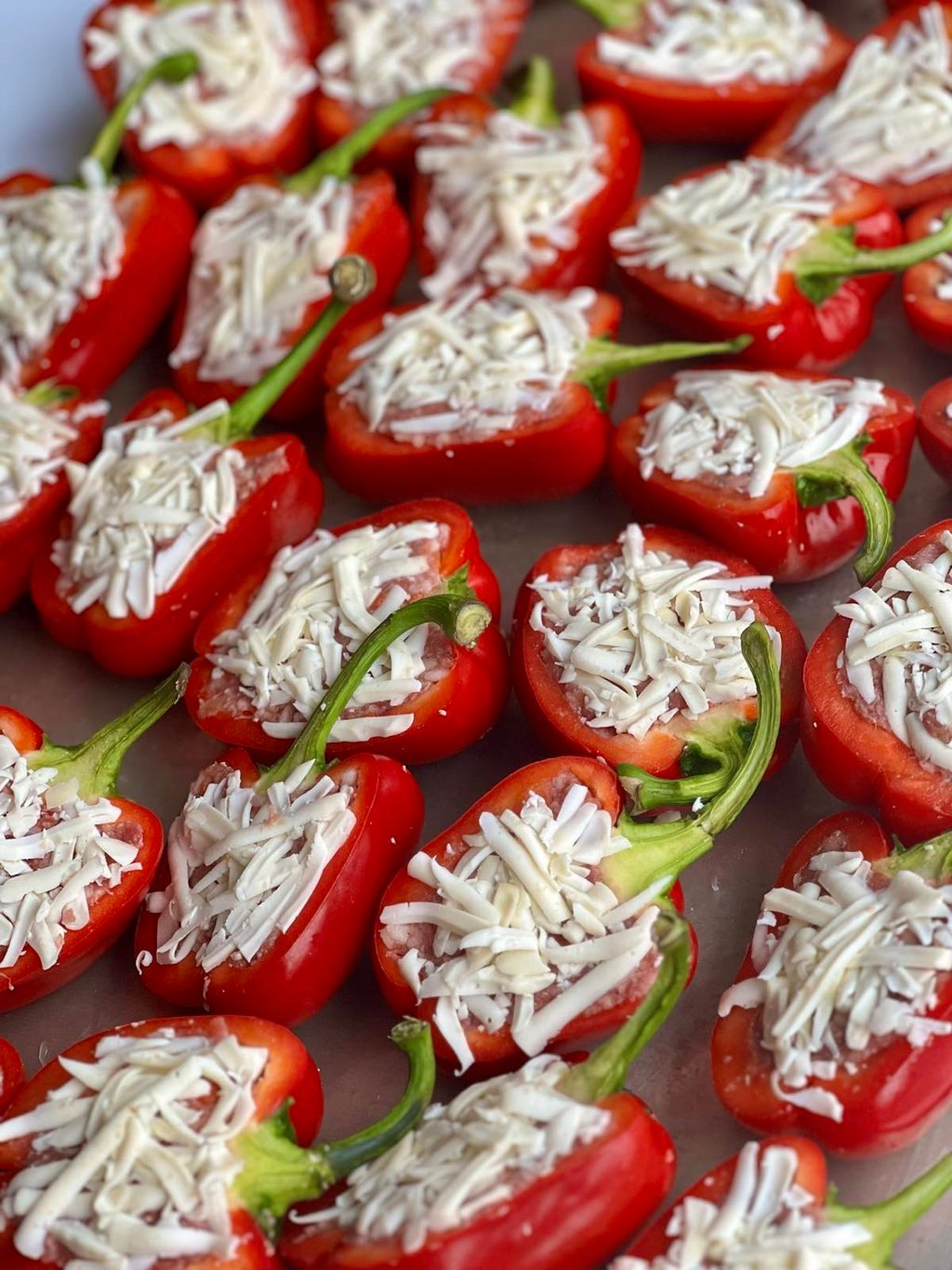 Перець фарширований половинками 