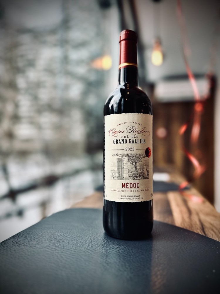 125 мл Вино червоне сухе Chateau Medoc Grand Gallius
