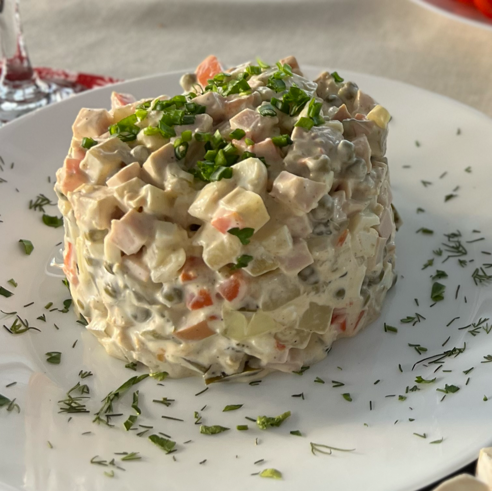 Олівʼє з куркою 250г
