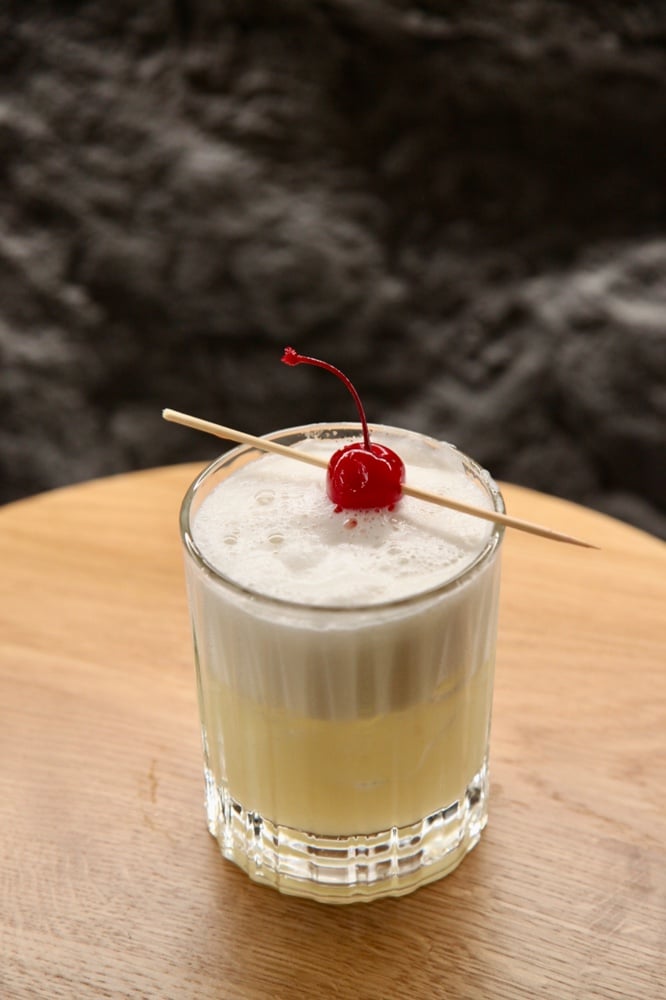 Коктейль Whiskey Sour