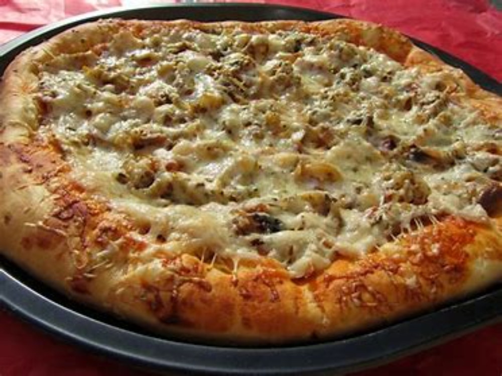 Pollo (chicken, onion)