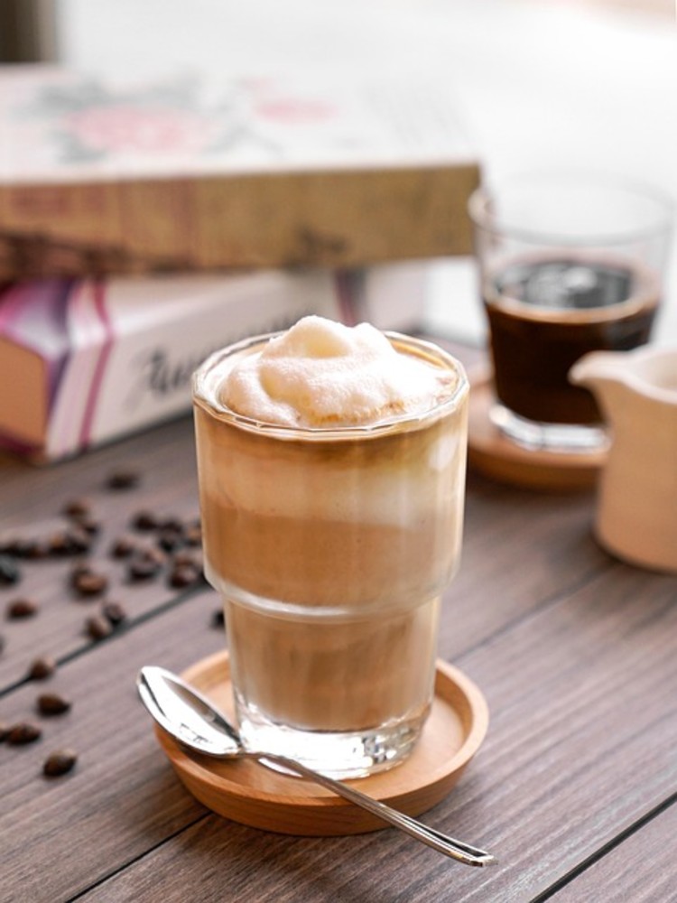 COCONUT BANANA SMOOTHIE