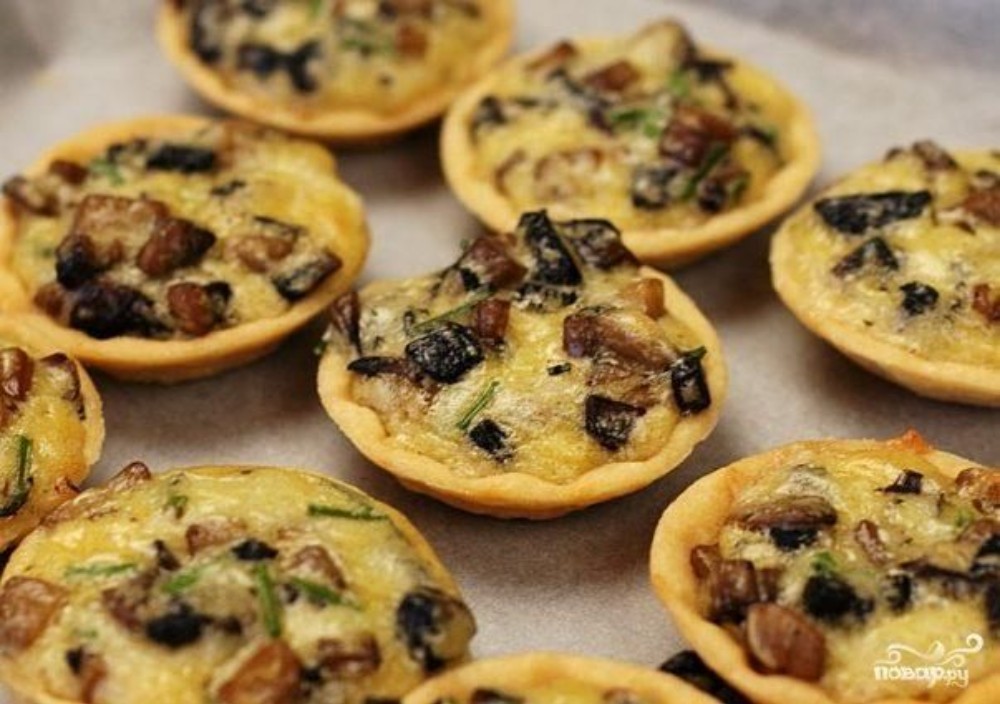 Жульєн з куркою та грибами (500г)