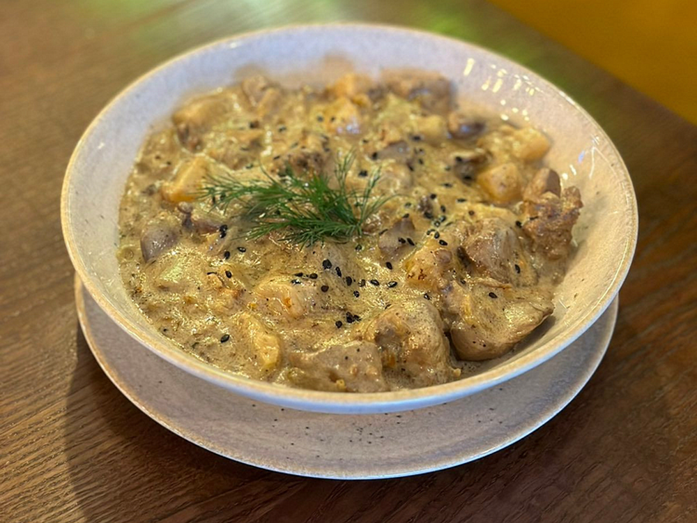Печінка куряча з ананасами