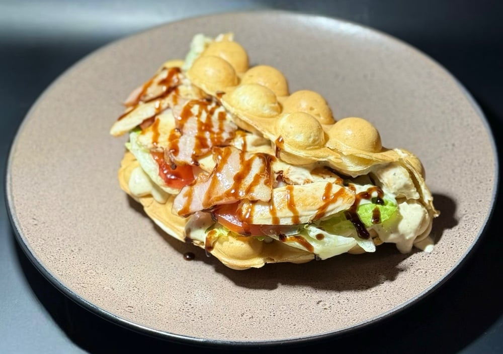 Гонконгська вафля Цезар з куркою(персонал)