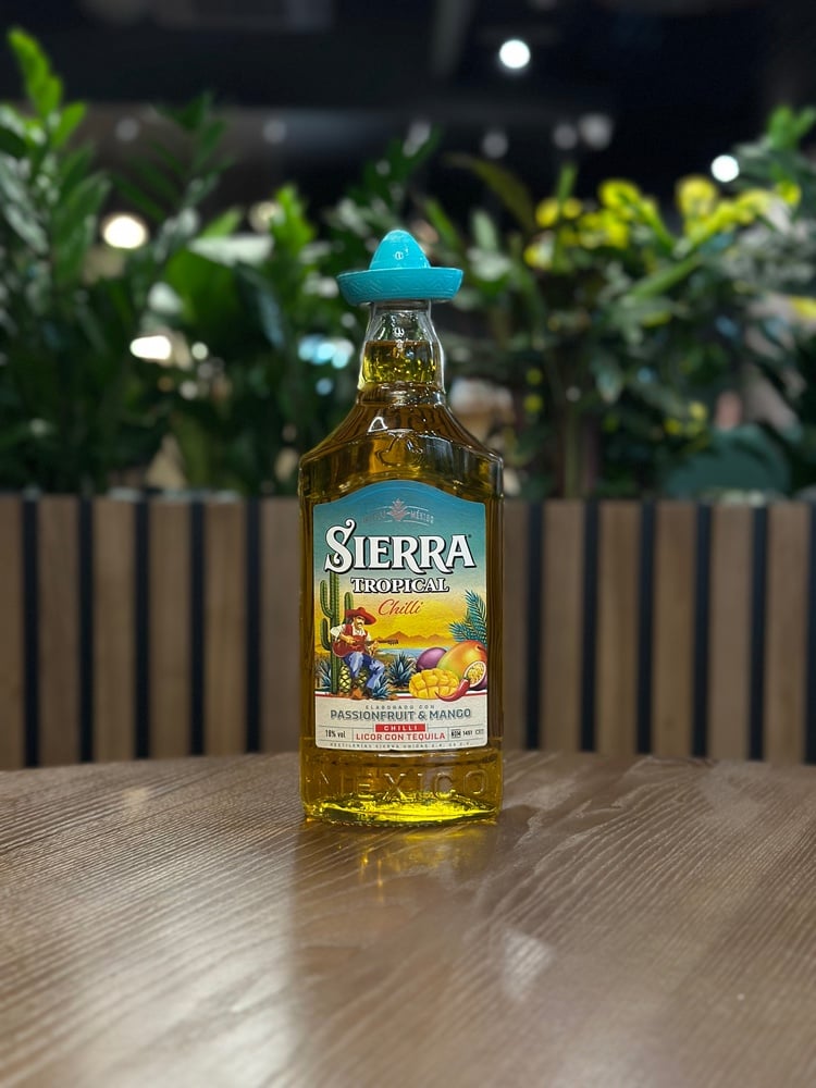 Текіла Sierra Tropical 50ml