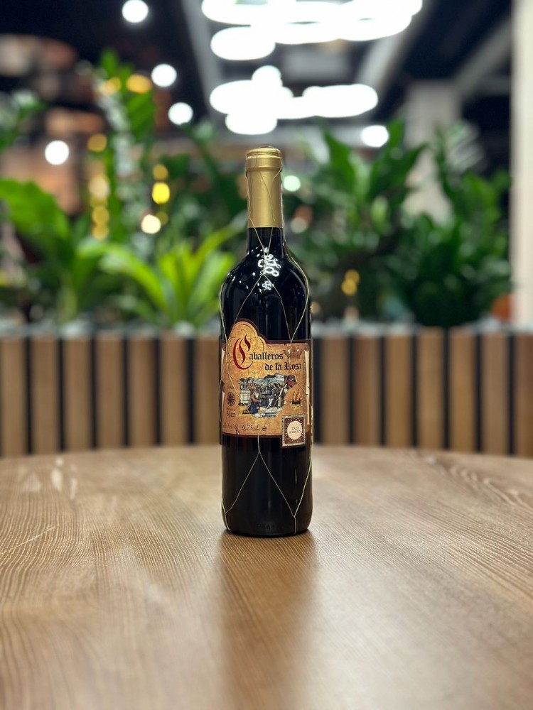 Вино Caballeros De La Rosa Tinto ч.н/сол. 750ml