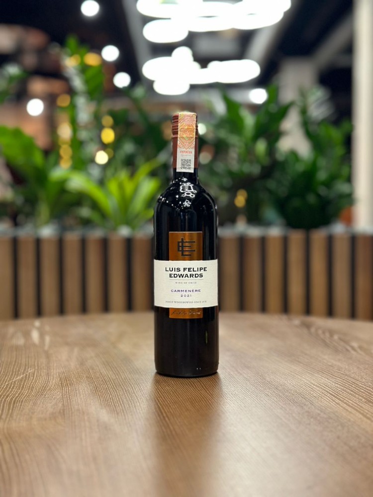 Вино Luis Felipe Edwards Merlo ч.сухе 750ml