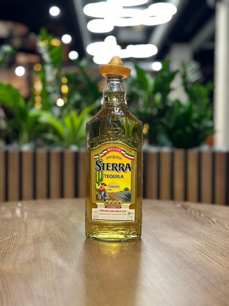 Текіла Sierra Reposado Gold 50ml