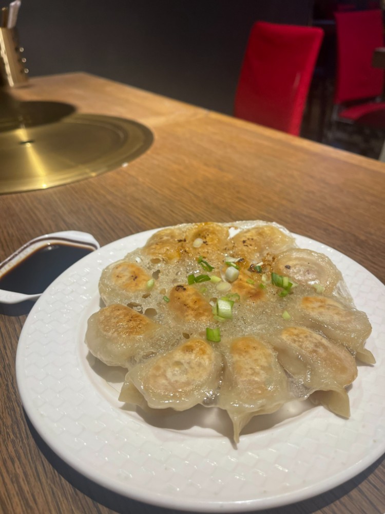72. Смажені пельмені зі яловичиною та цибулею 🧄 / 牛肉煎饺 / Friend dumplings with beef