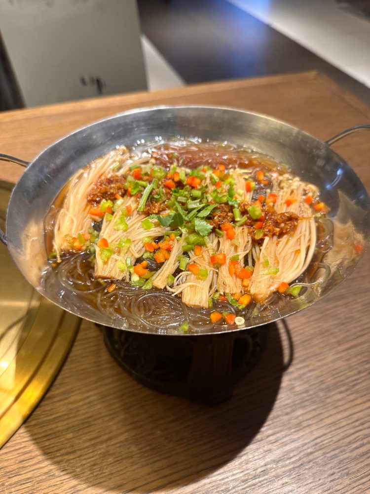 58. гарячі енокі 🧄 / 锡纸金针菇  / Mushrooms with rice noodles
