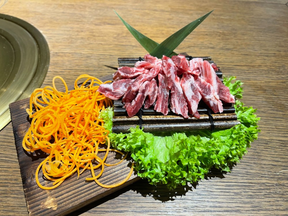 150. Трикутнички з ребра / 秘制牛肋条 / Small Pieces of reebs