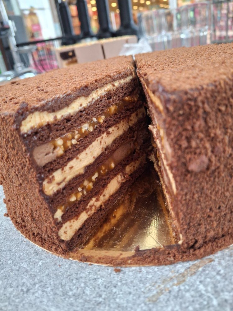 Медівник Снікерс
