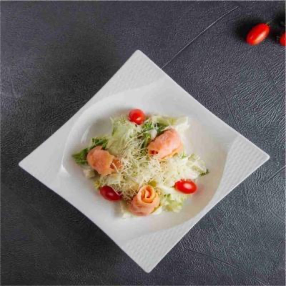 Solmon salatı (qızıl balığı ilə)