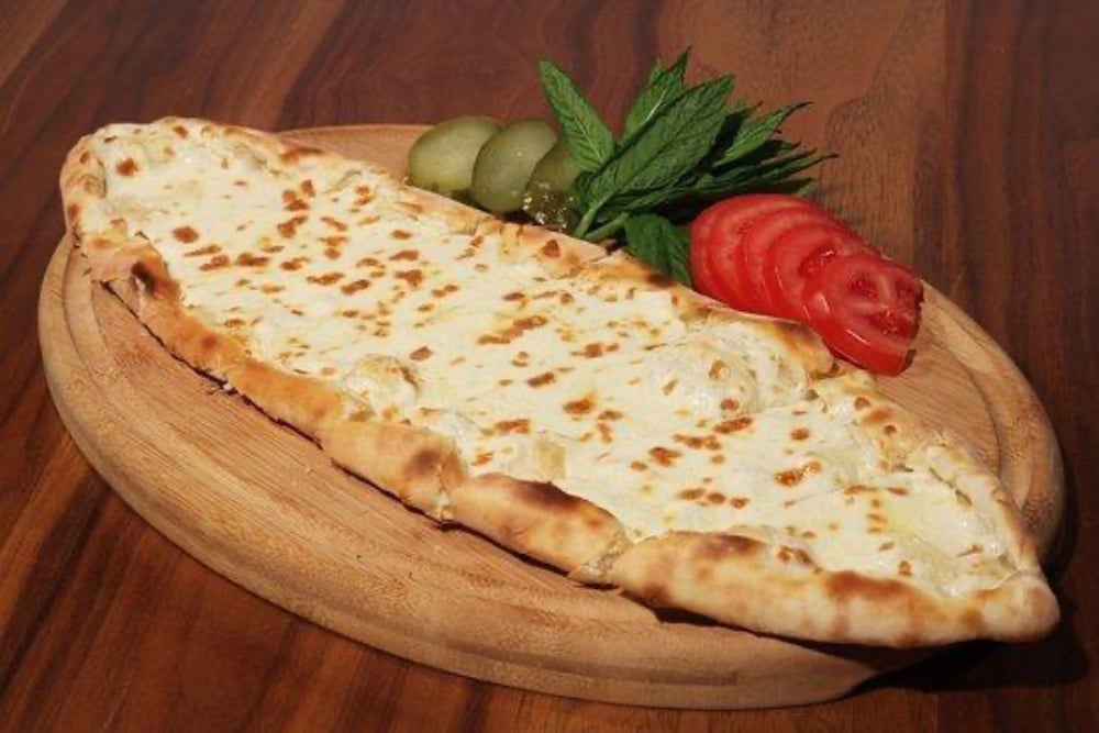 Pide kaşarlı