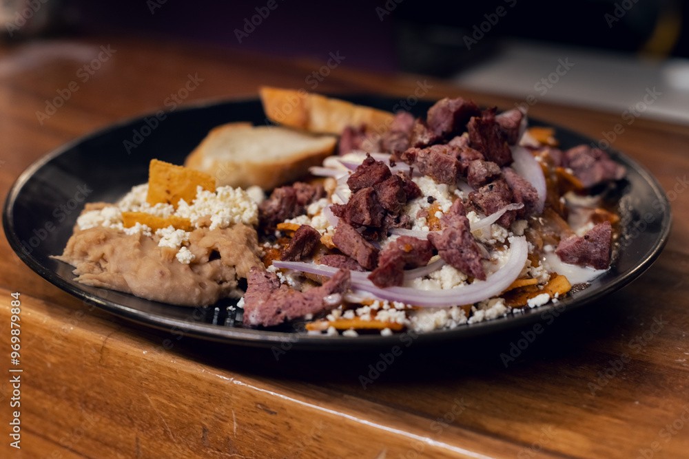 Chilaquiles con Costilla