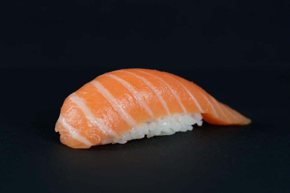 Nigiri salmon 