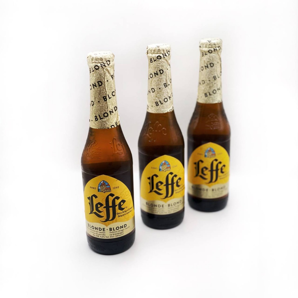 Пиво Leffe світле 0,33мл