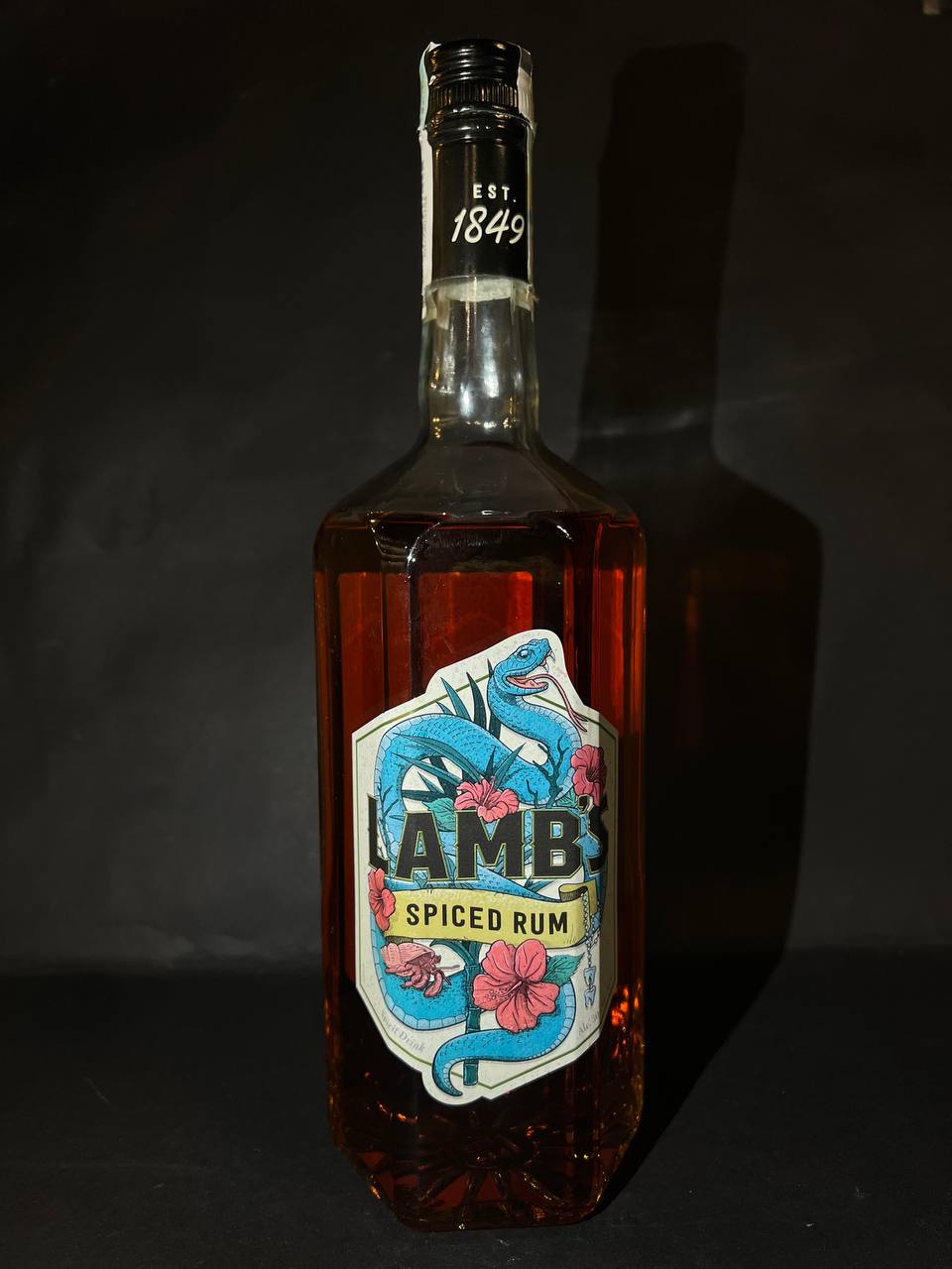 Міцний алкогольний напій Lamb`s Spiced 0.7л 30%