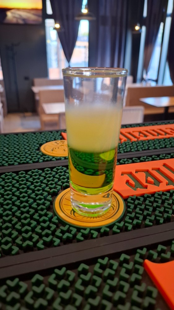 Зелений вибух