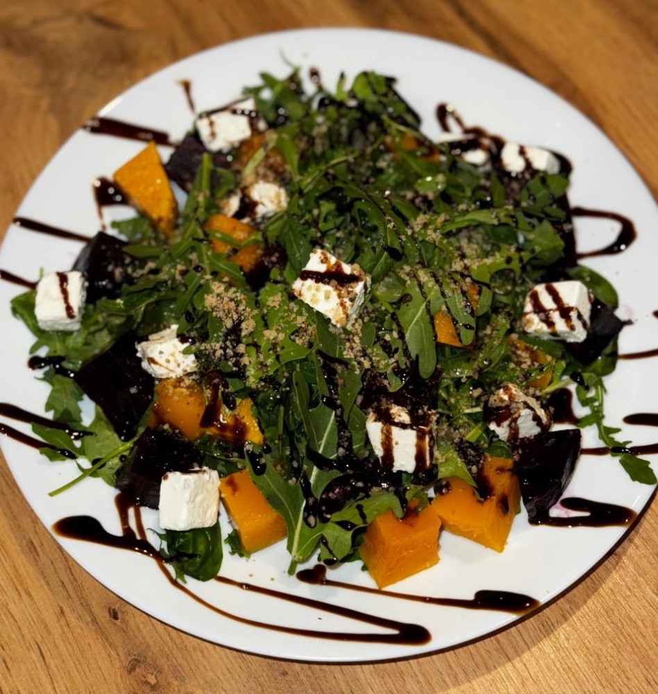 Салат з запеченого гарбуза