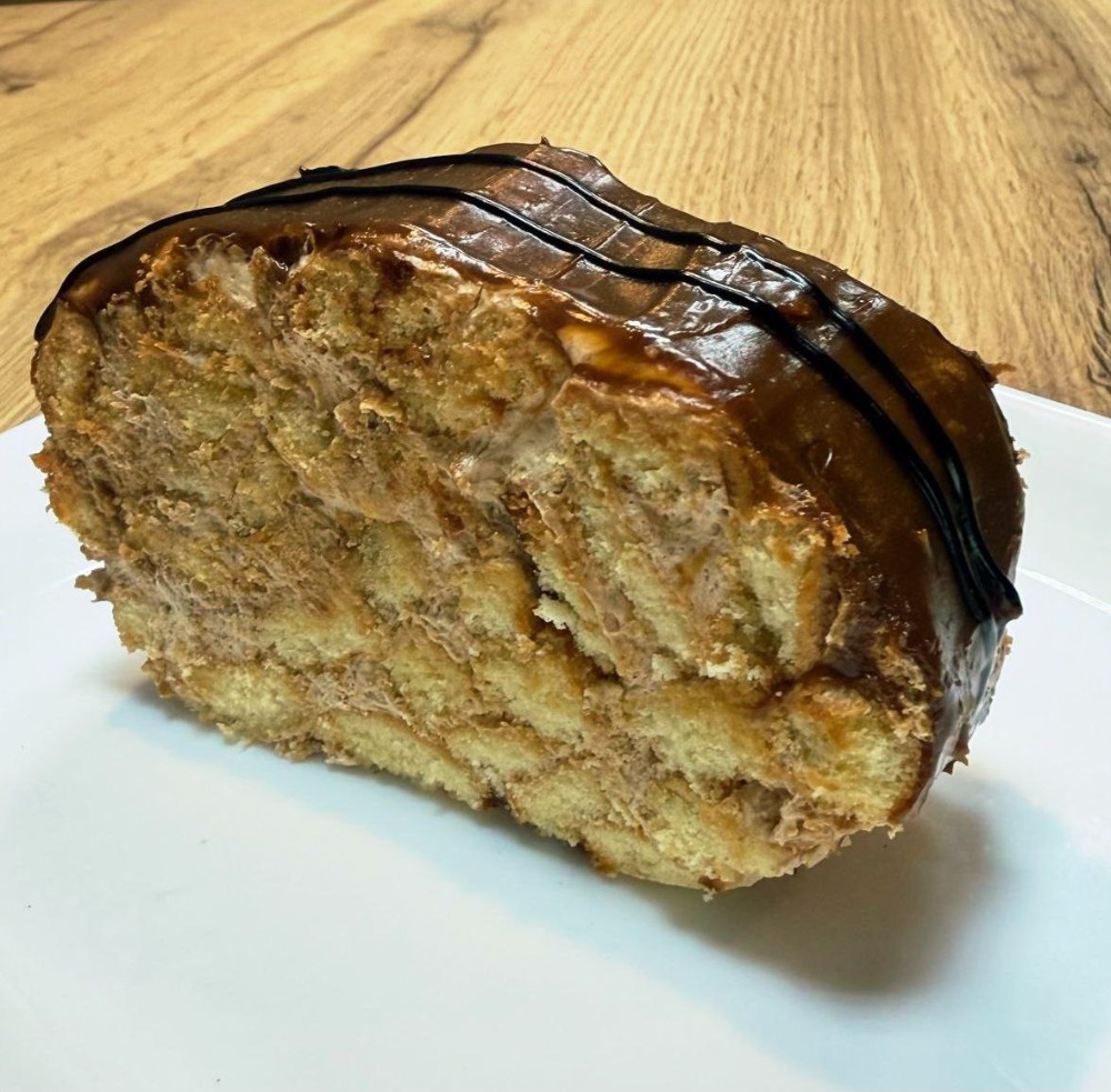 Рулет горіховий