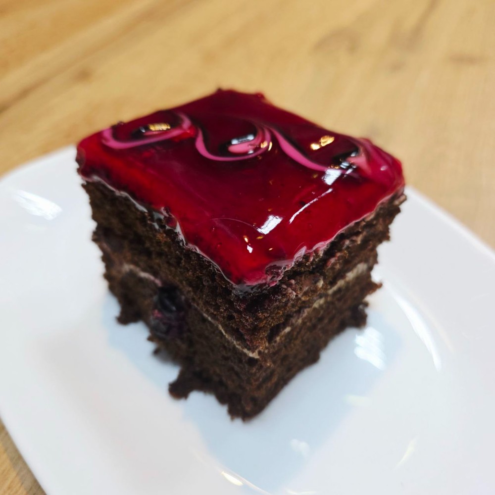 Тістечко Вишневе