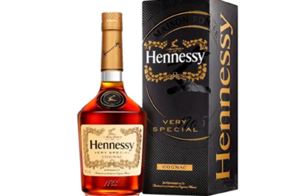Коньяк Hennessy (VS, кор., 40%) 50/700мл