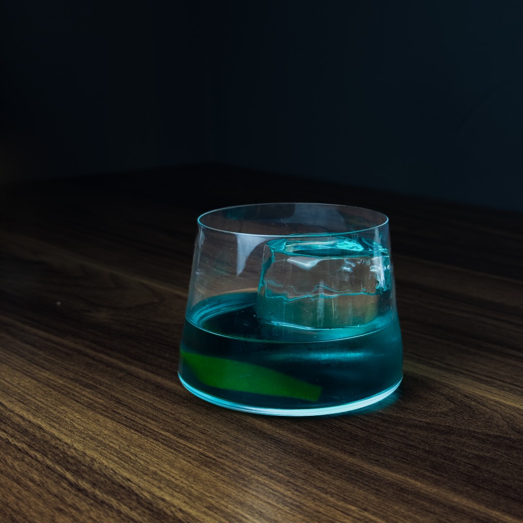 Коктейль Ocean Negroni 