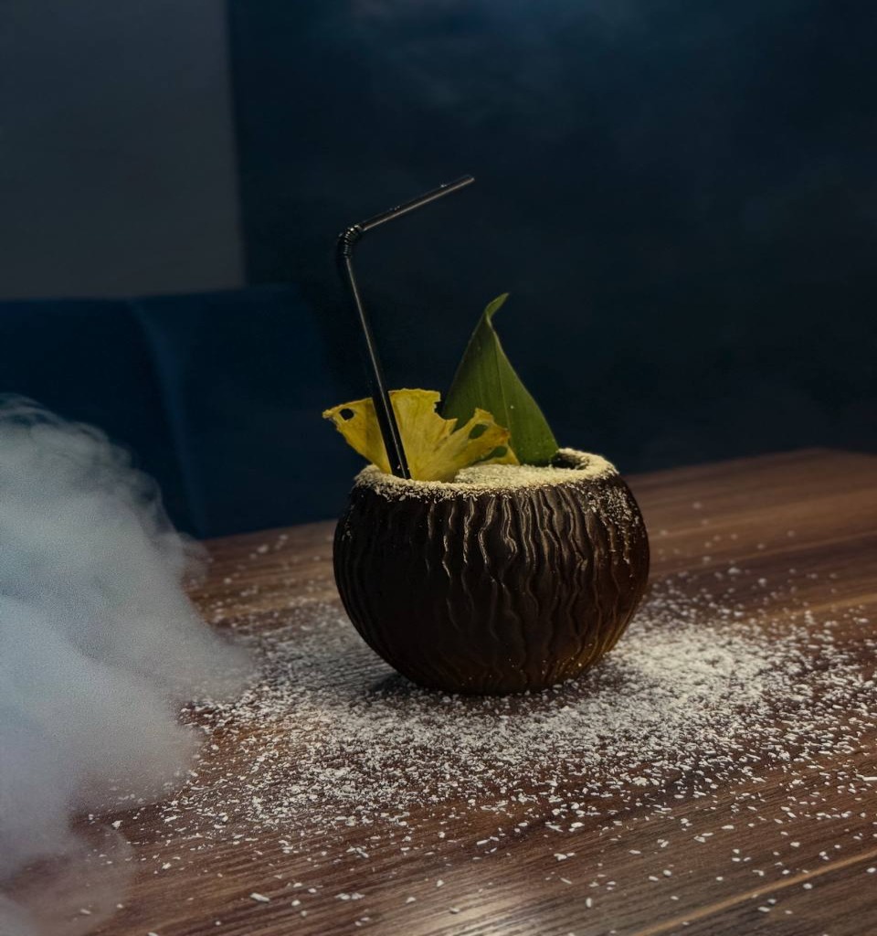 Коктейль Coconut Pineapple Margarita 