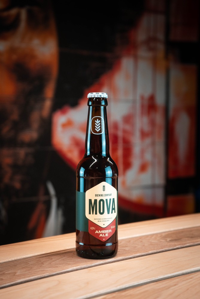 Пиво світле Amber Ale MOVA бут 0,33 л