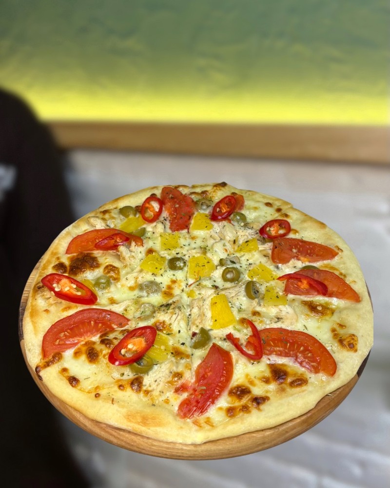 Піца з куркою та кукурудзою, 450 г