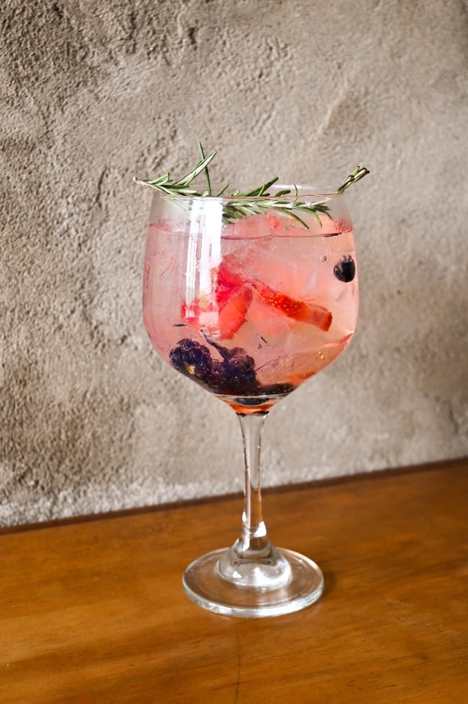 Gin Tonic Carmin