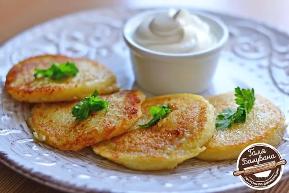 Деруни з грибами