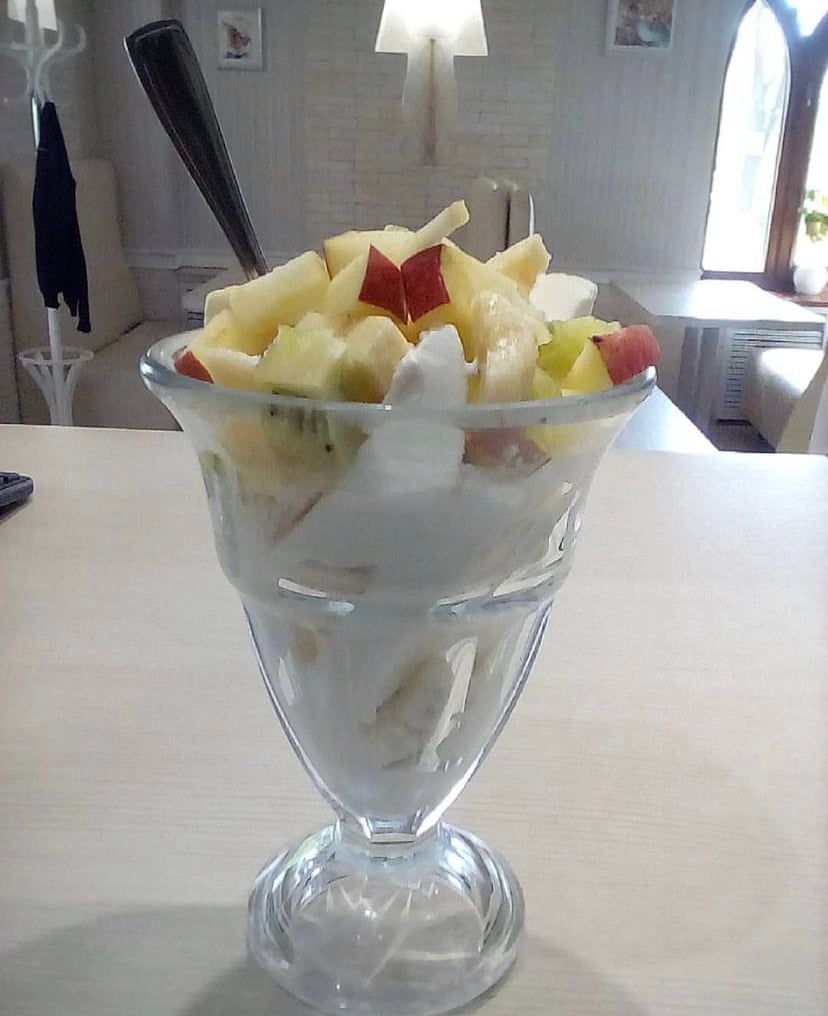 Морозиво з фруктами