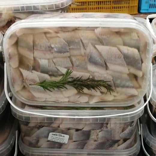 Філе оселедця шмат. в олії розмарин (Лазорчик) 3 кг