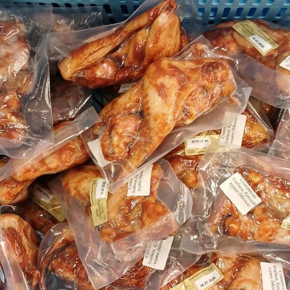 Стовпинські Ковбаси, Крильця курячі (Миході)