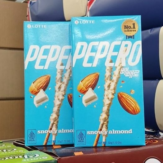 LOTTE, Глаз. соломка Snowy Almond Pepero (Павліш), 32г