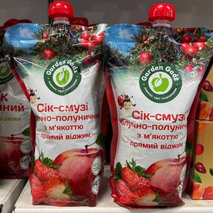 Сік-смузі яблучно-полуничний з м'якоттю Garden Gadz, 1л