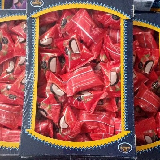 Цукерки VELATTO Полуниця (Алі), 1кг