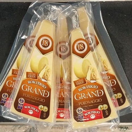 ROKISKIO, Сир твердий Гранд 37%, 18 міс.(ФОП Слипчук), 180г