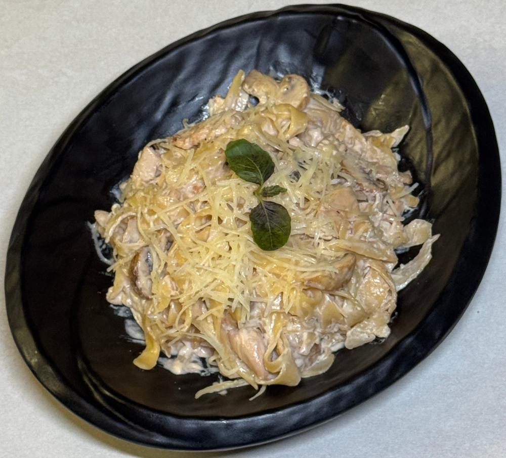 Фетучини курица с грибами 