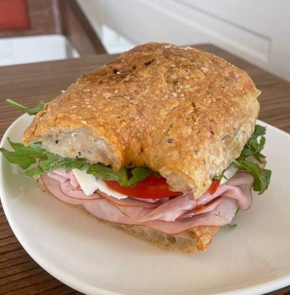 Паніні з прошуто котто