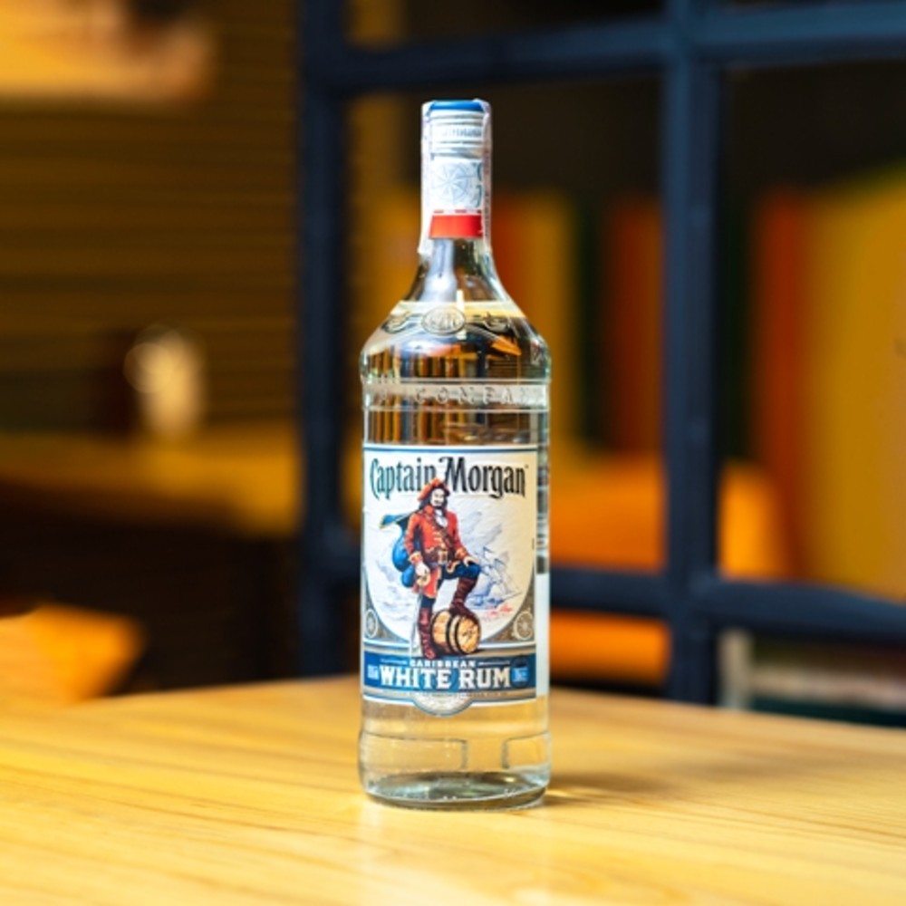 Ром Capitan Morgan White білий