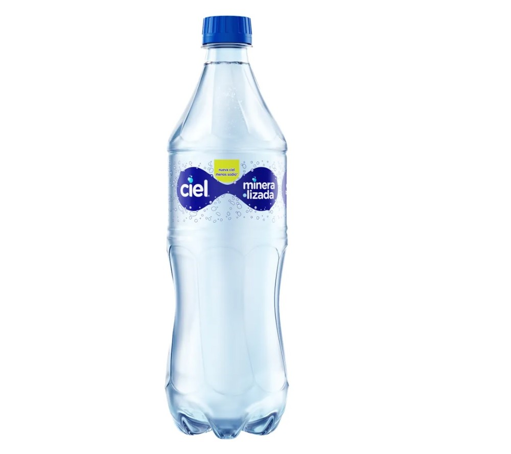 Agua mineral Ciel.